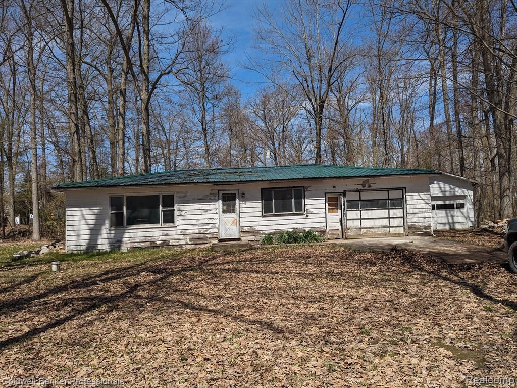 631 Pine Dr, Columbiaville, MI 48421 Trulia