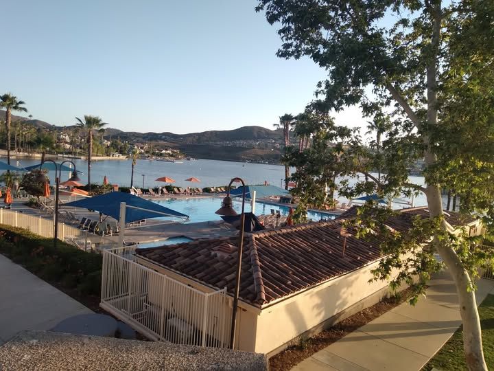 23156 Skylink Dr, Canyon Lake, CA 92587