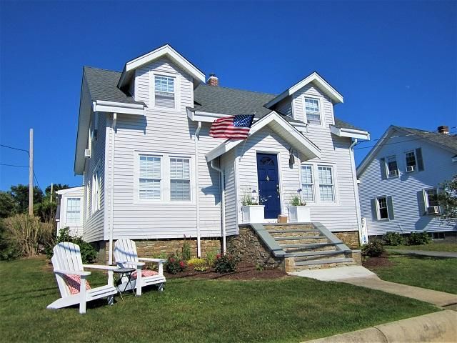 667A Aquidneck Ave, Middletown, RI 02842