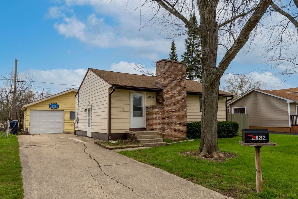 2832 Shoshone Rd, Waukegan, IL 60087 Trulia