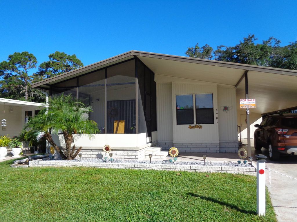 6901 Elderberry Dr, New Pt Richey, FL 34653