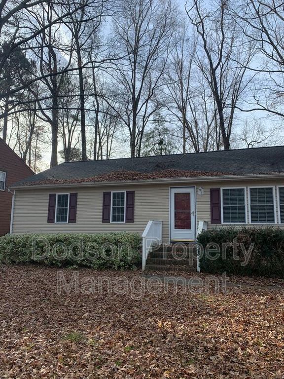 10101 Bayham Dr, Richmond, VA 23235