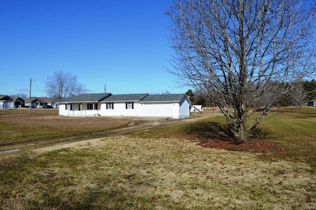 567 County Road 470, Poplar Bluff, MO 63901