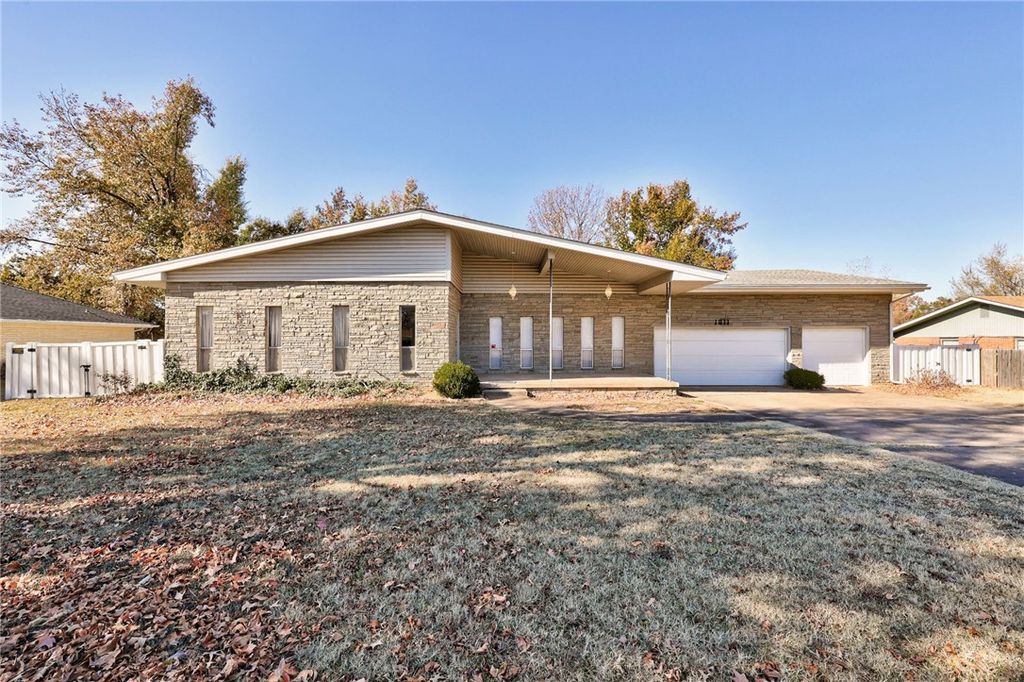 1011 Hampton Rd, Harrah, OK 73045 Trulia