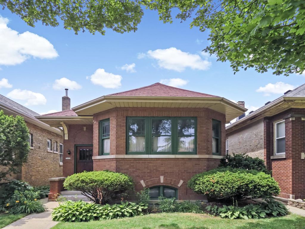 5924 N Talman Ave, Chicago, IL 60659
