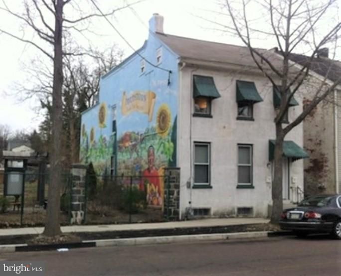 427 Chestnut St, Pottstown, PA 19464