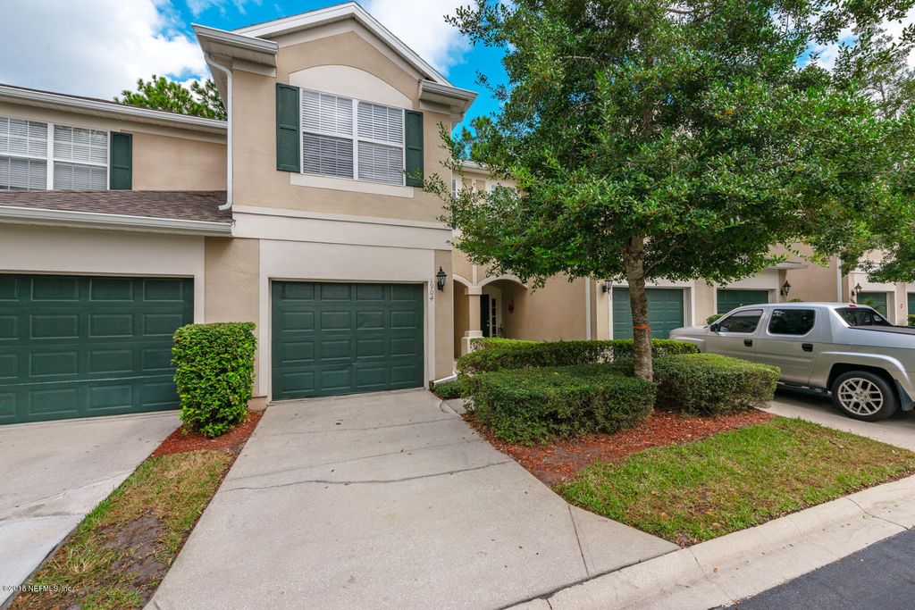 7990 Baymeadows Rd E 1904, Jacksonville, FL 3 Bed, 2.5 Bath Condo