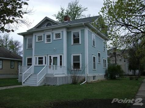 1002 S Washington St, Aberdeen, SD 57401
