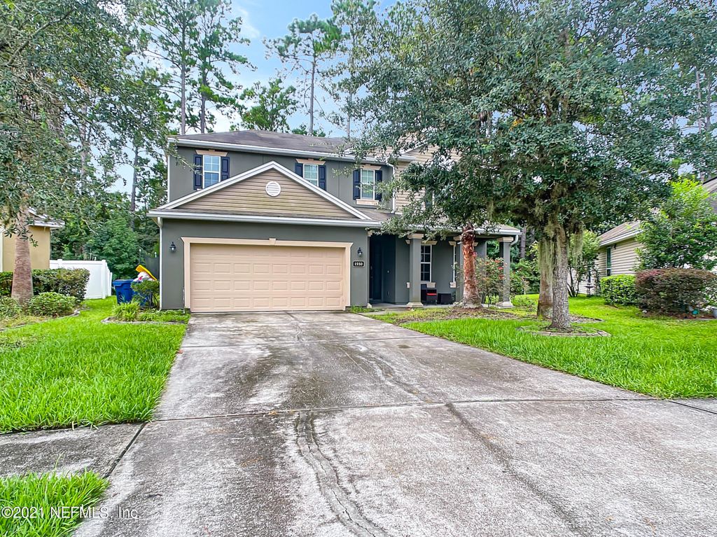 1550 Carpathian Dr, Jacksonville, FL 32218
