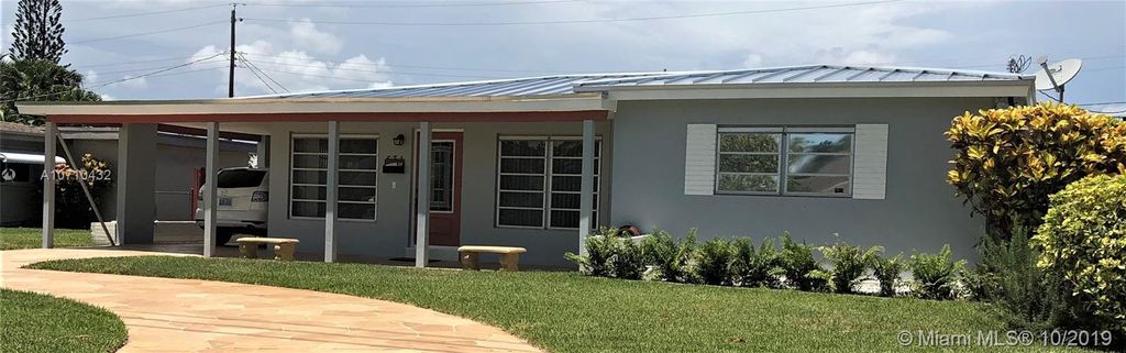 531 NW 38th St, Oakland Park, FL 33309