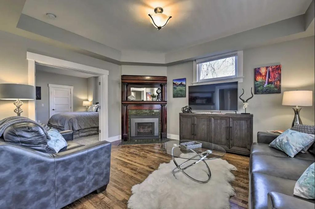 301 N Almond St, Salt Lake City, UT 84103