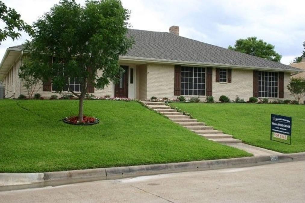 1116 Berkshire Ct, Roanoke, TX 76262