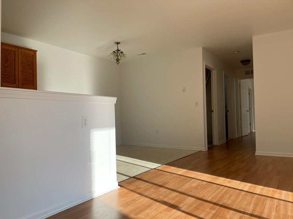 43227 Cape Dr #2, Sterling Heights, MI 48313