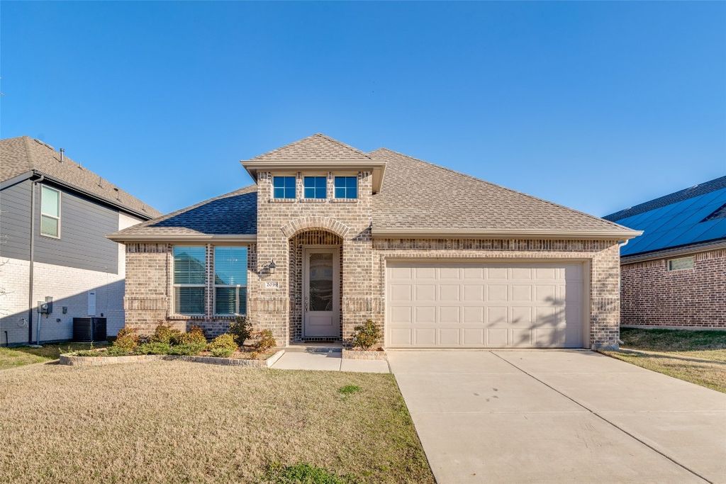 2039 Clearwater Way, Royse City, TX 75189