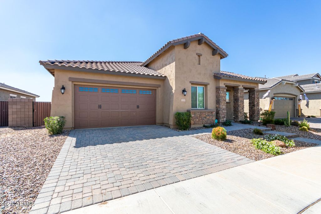 20549 E Thornton Rd, Queen Creek, AZ 85142