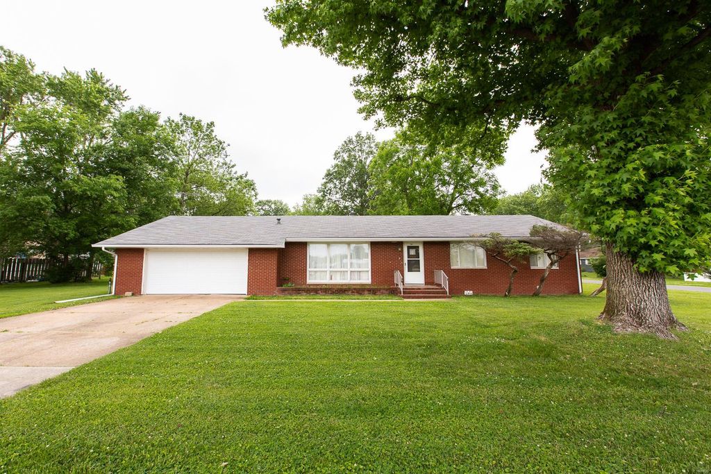 104 N County Rd, Mascoutah, IL 62258 Trulia