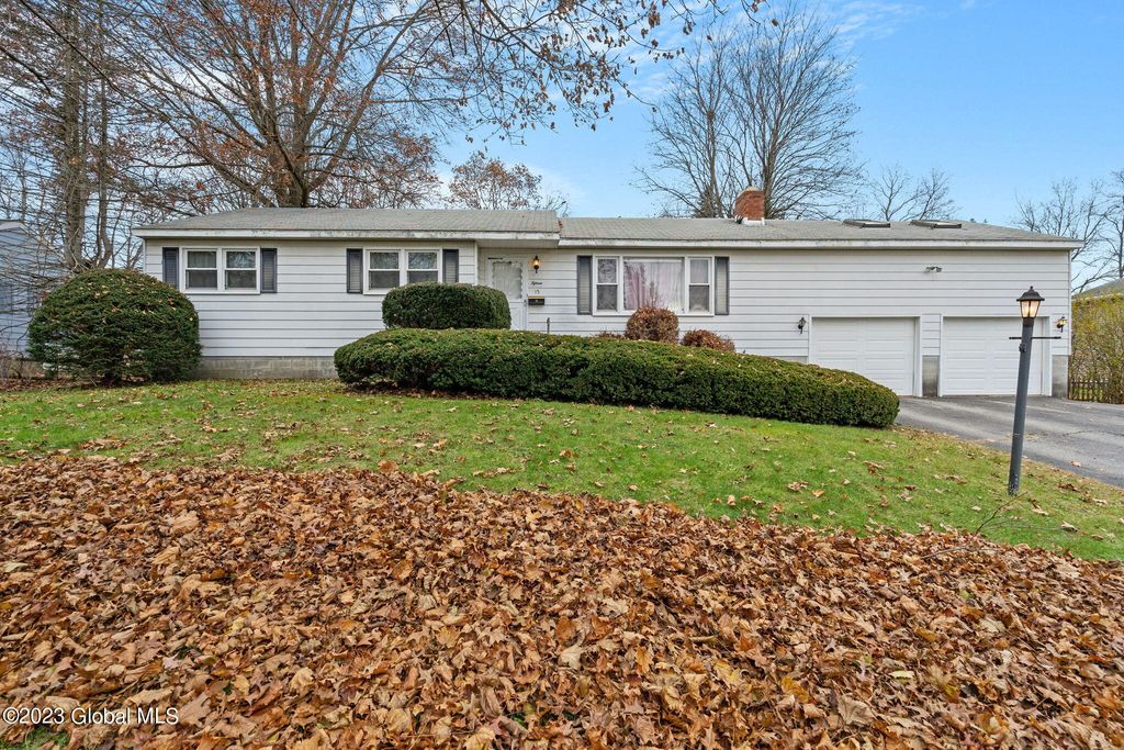 15 Marlyn Drive, Burnt Hills, NY 12027 Trulia