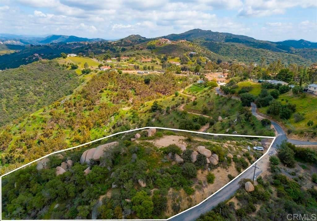 27907 Turner Heights Ln, Escondido, CA 92026
