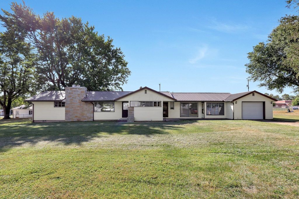 307 N Pearl St, Mc Arthur, OH 45651 Trulia