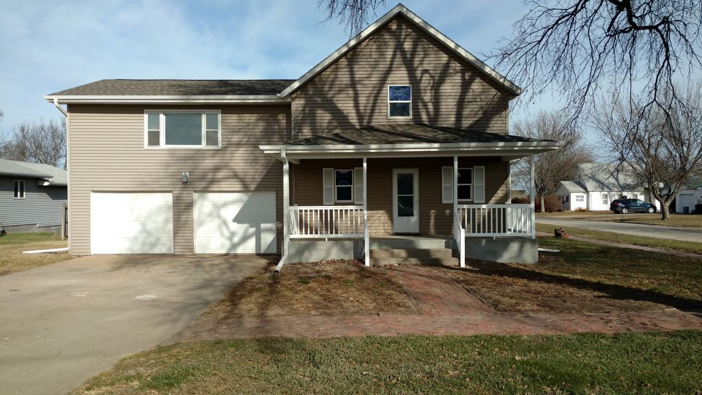 502 W Nemaha St, Blue Hill, NE 68930 Trulia