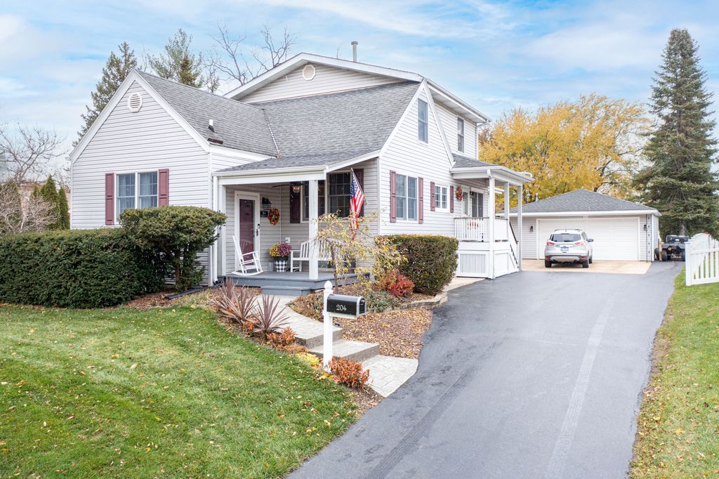 204 W Sunset Ave, Lombard, IL 60148
