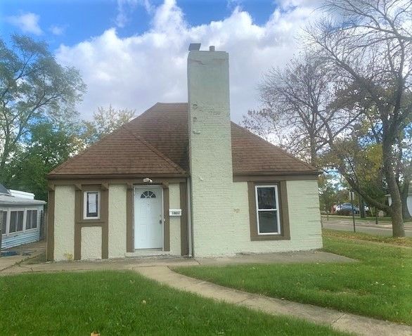 1801 N 72nd Ct, Elmwood Park, IL 60707