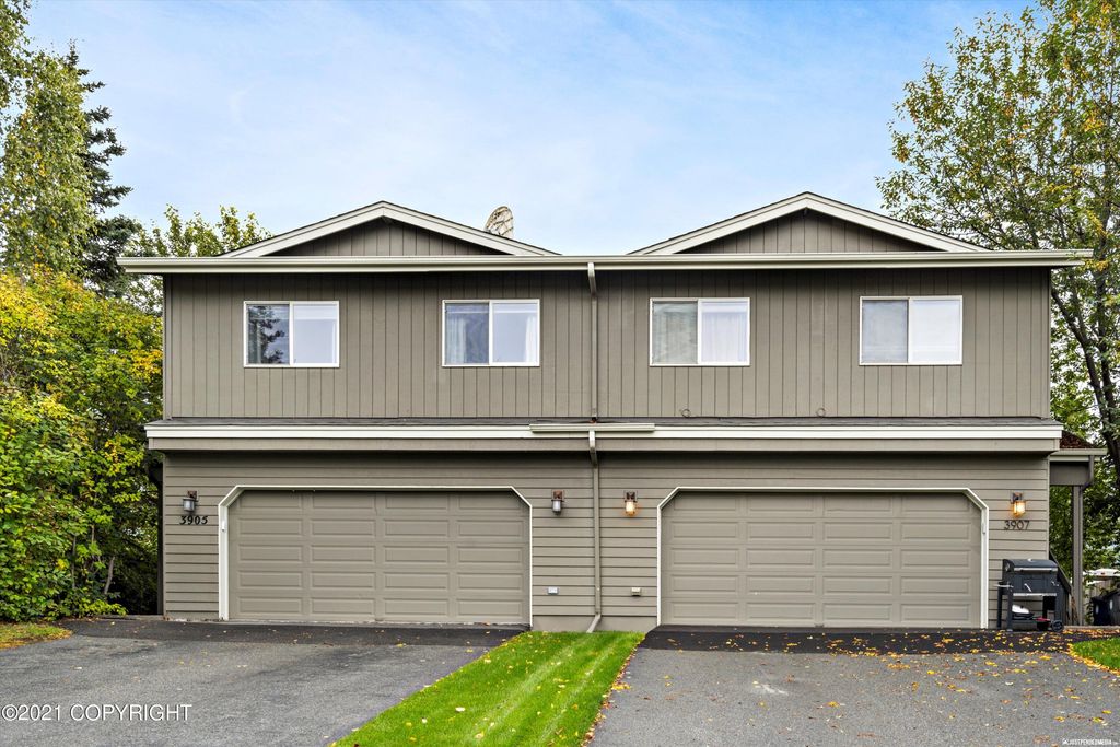 3905 Young St, Anchorage, AK 99508