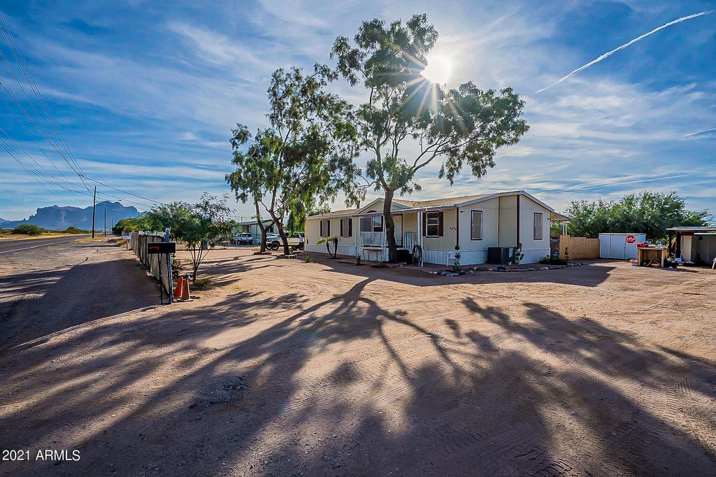 2325 W Lost Dutchman Blvd, Apache Junction, AZ 85120