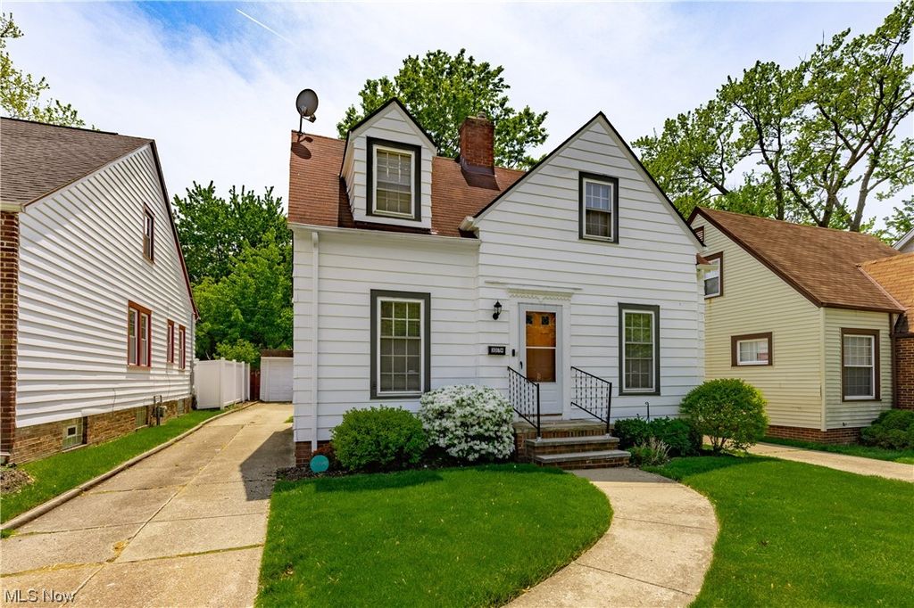 3374 Spangler Rd, Cleveland Heights, OH 44112 - See Est. Value, Schools