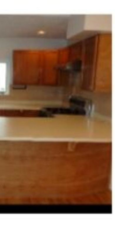 18 Richardson St, Somerville, MA 02145