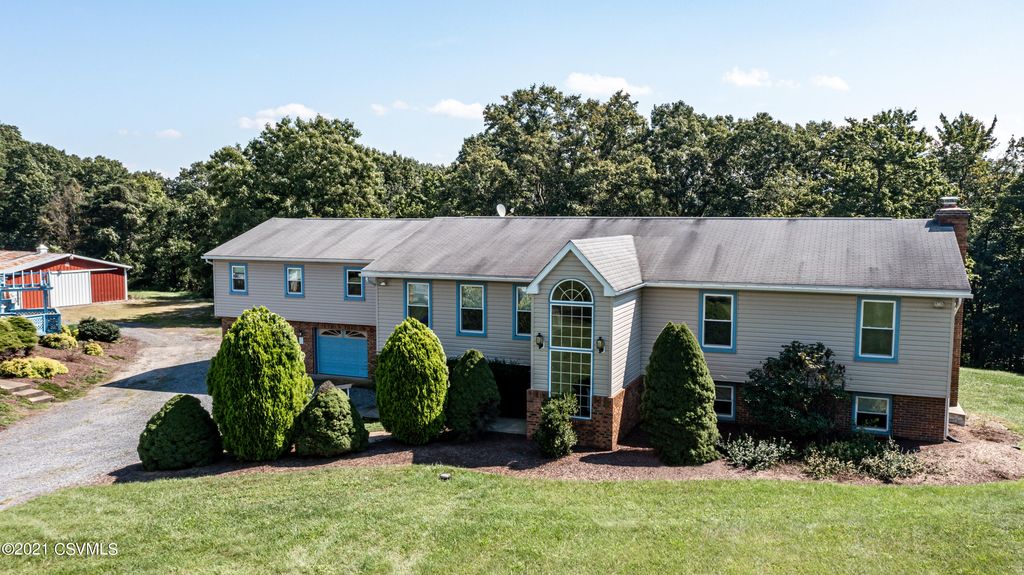 186 Mainzer Hill Rd, Danville, PA 17821