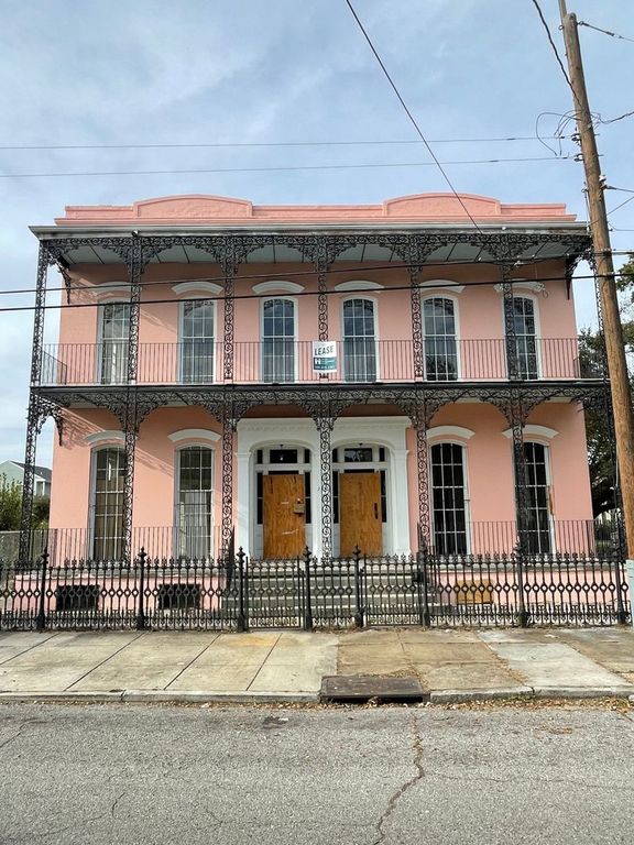 2103-05 Baronne St, New Orleans, LA 70113