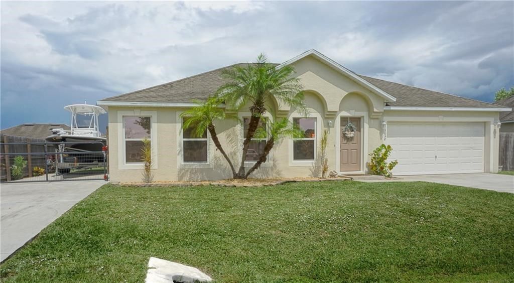 1058 SE 38th Ter, Okeechobee, FL 3 Bed, 2 Bath SingleFamily Home