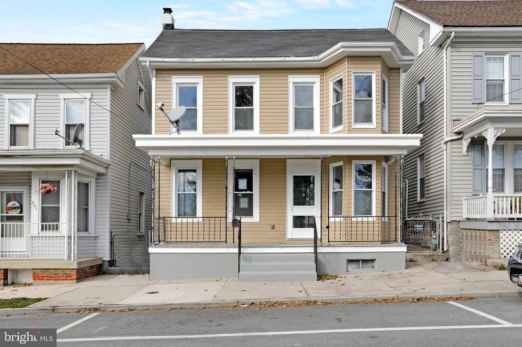 323 Linganore Ave, Hagerstown, MD 21740