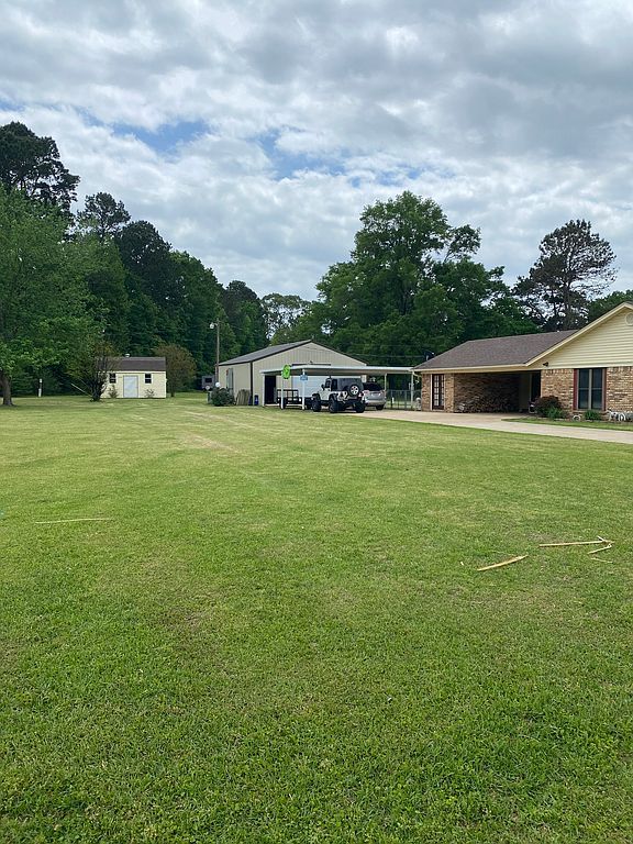 15 Clearview Dr, Texarkana, TX 75501