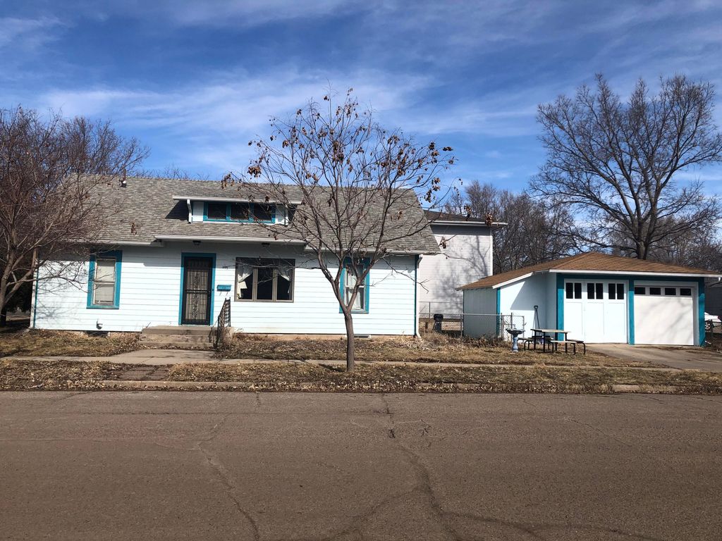 202 E Seneca St, Pierre, SD 57501 Trulia