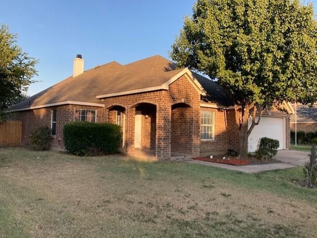 8321 Brigalow St, Arlington, TX 76002