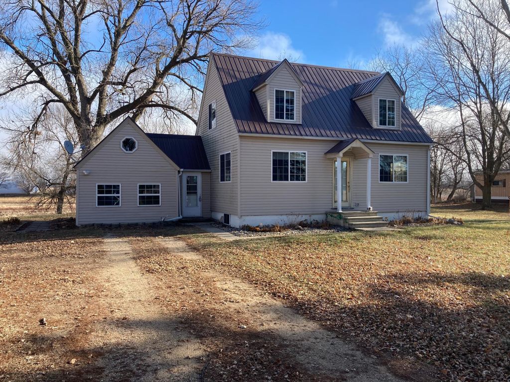 121 S Grove St, Ceylon, MN 56121 Trulia