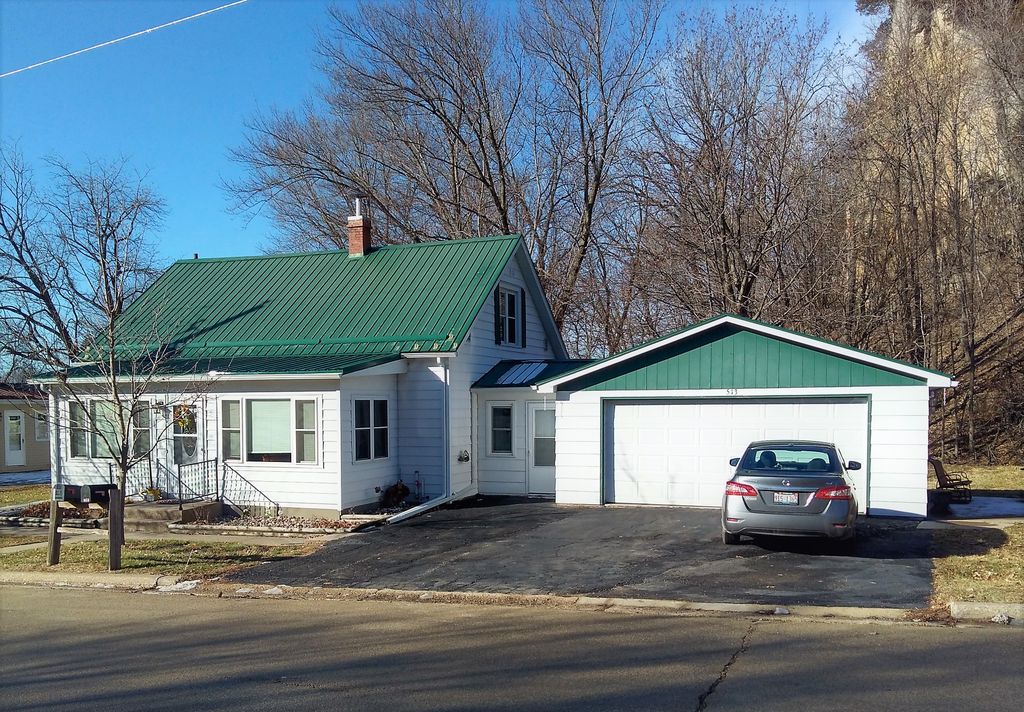 513 Denniston St, Cassville, WI 53806 Trulia