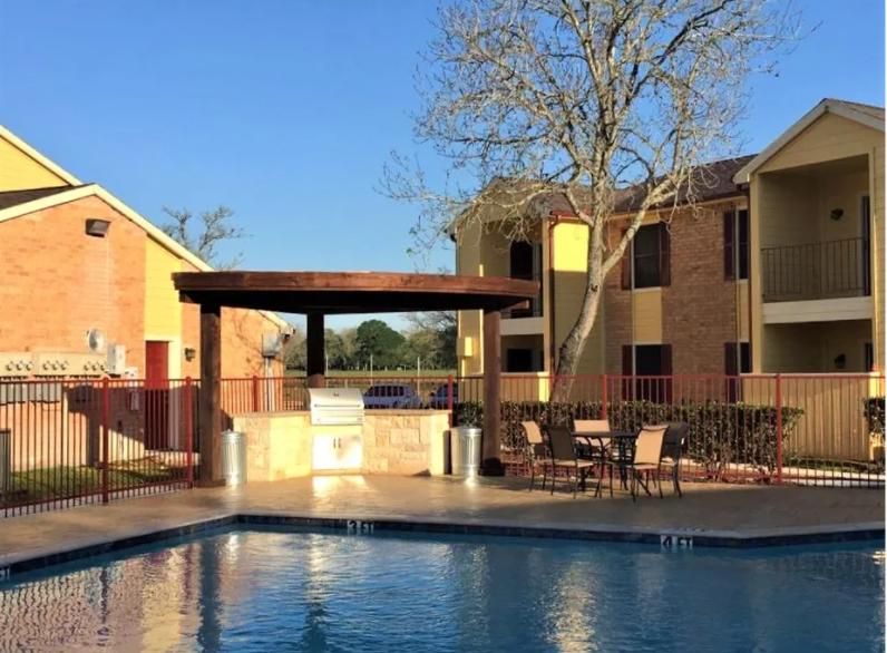1000 W Ashley Wilson Rd, Sweeny, TX 77480