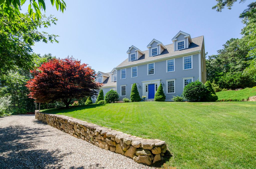 5 Fairfield Dr, East Sandwich, MA 4 Bed, 3 Bath SingleFamily Home