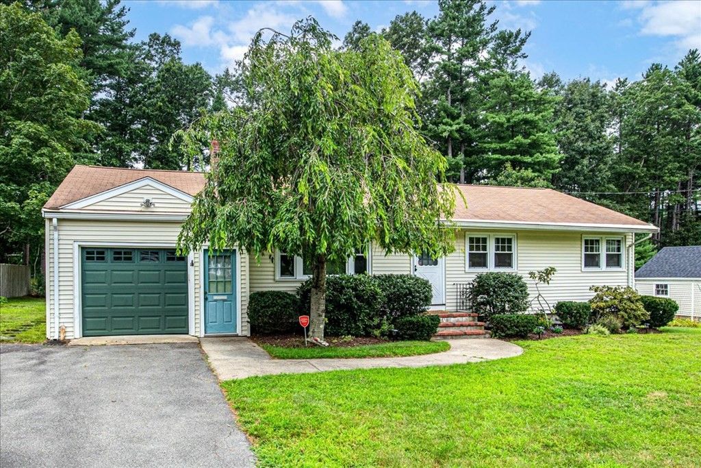 23 Old Post Rd, East Walpole, MA 02032 Trulia