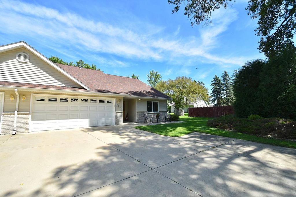 695 Jefferson Dr, Zumbrota, MN 55992 Trulia