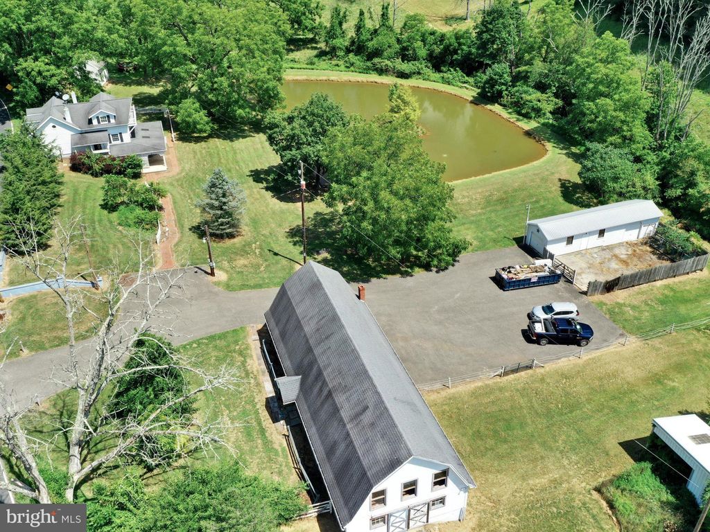 156 New Philadelphia Rd, Orwigsburg, PA 17961