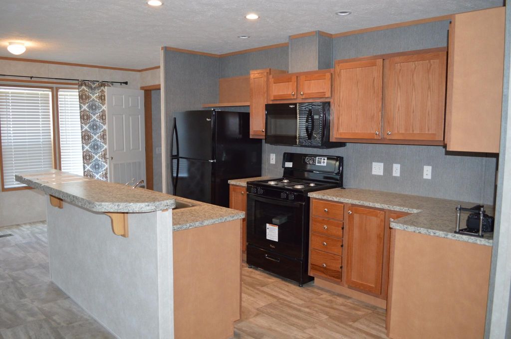 2231 Osolo Rd, Elkhart, IN 46514