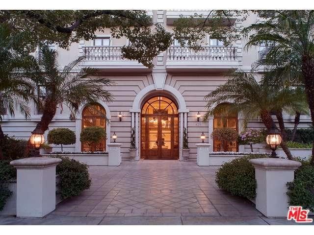 425 N Maple Dr, Beverly Hills, CA 90210