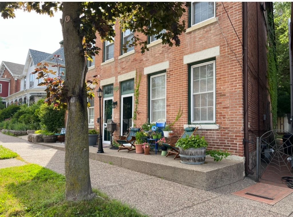 222 N Bench St 222, Galena, IL 61036 MLS 11838010 Trulia