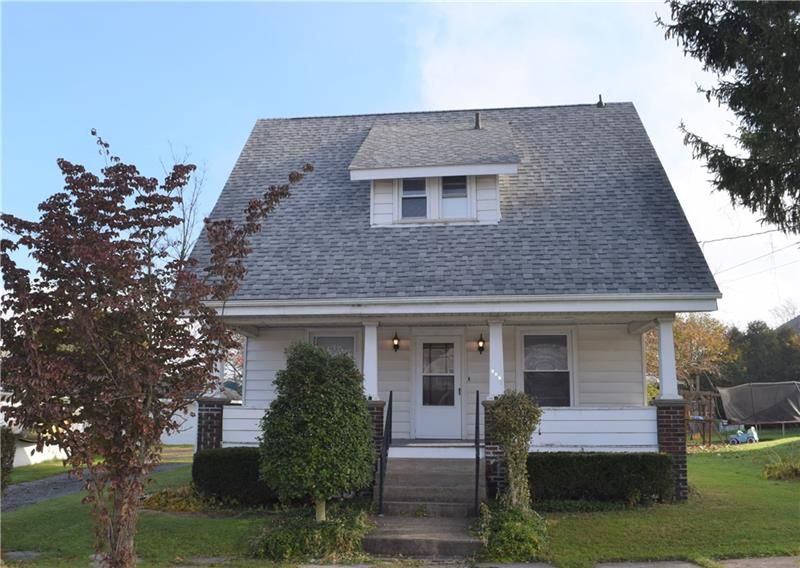 127 S 12th St, Sharpsville, PA 16150