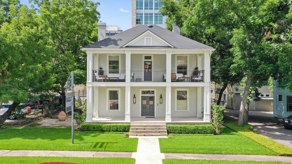 405 W 14th St, Austin, TX 78701