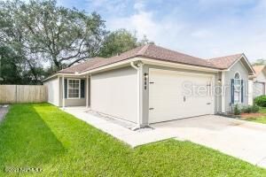 888 Majestic Cypress Dr N, Jacksonville, FL 32233